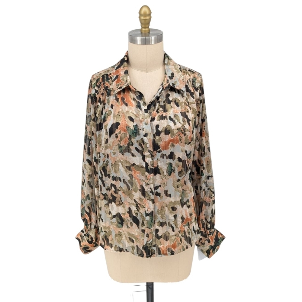 00931 eeSome Printed Button Down Shirt Green Pink M preppy Business casual